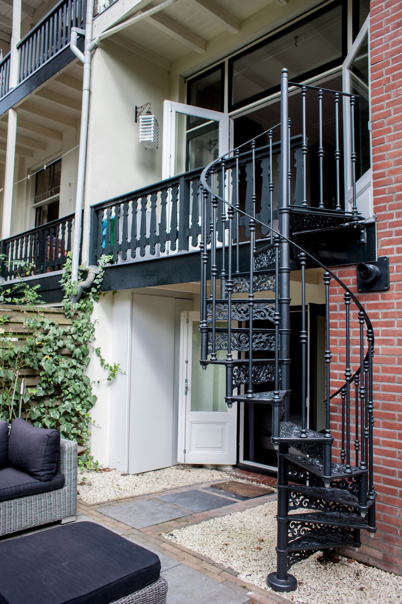 Sfeervolle buitentrap in Utrecht